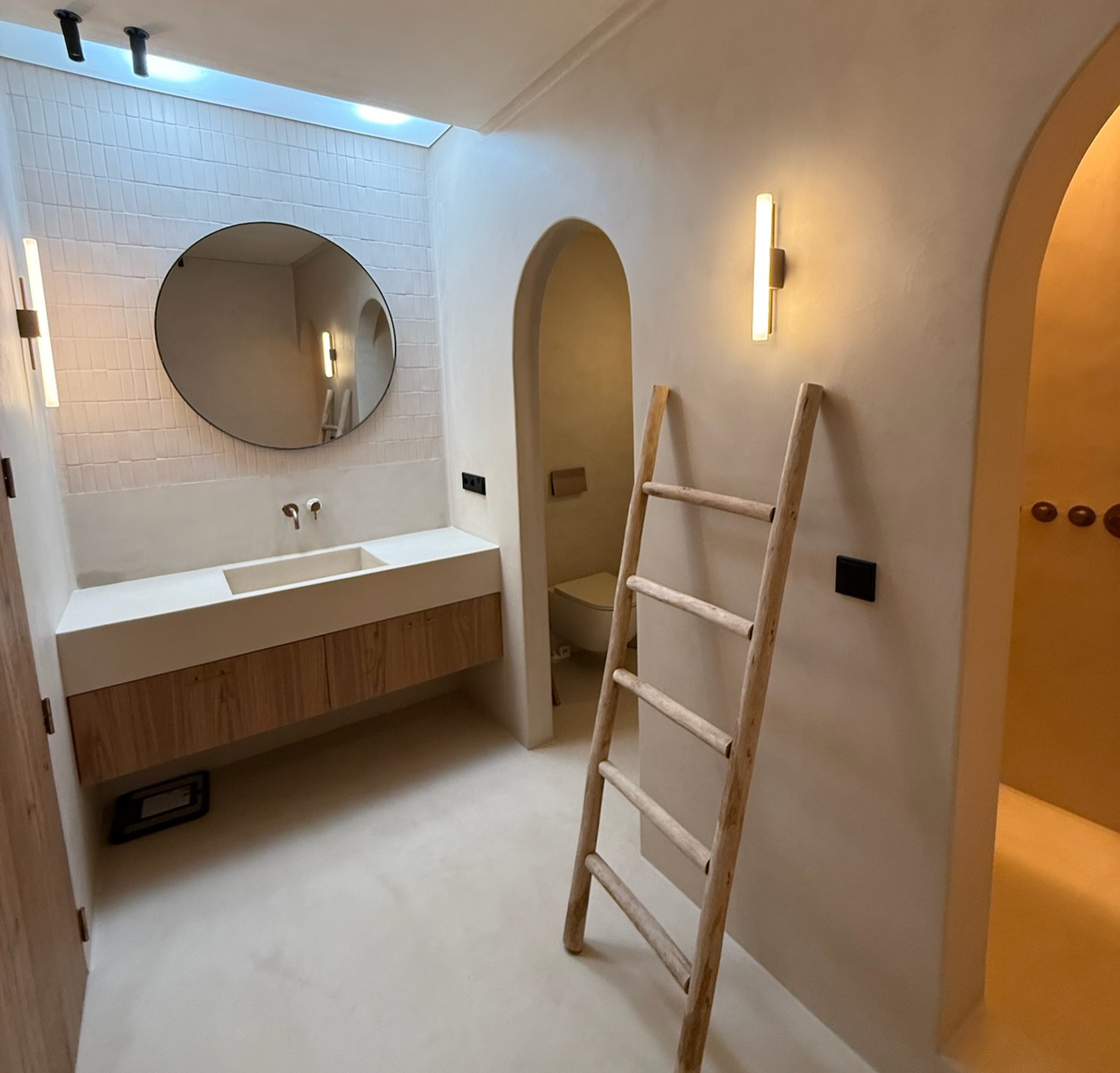 Especialistas en microcemento y pavimentos ligeros